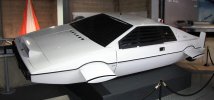 lotus-esprit-the-spy-who-loved-me-left-front-national-motor-museum-beaulieu-1575326532.jpg