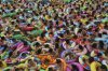 725138-nombreuses-personnes-rendues-parc-aquatique.jpg