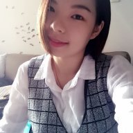 DAISY LEE