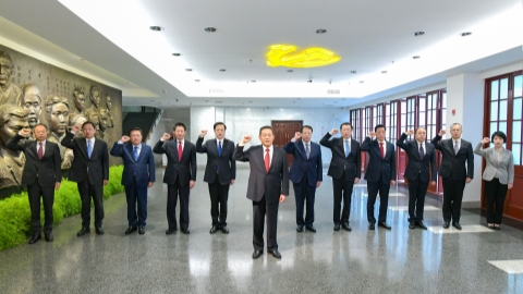 www.shine.cn