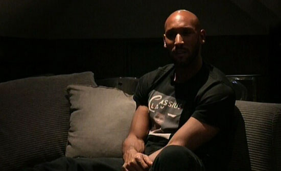 anelka-vs-monde.jpg