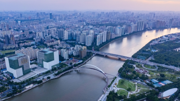 www.shine.cn