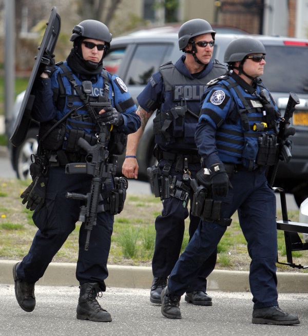 call-of-duty-swat-4.jpg