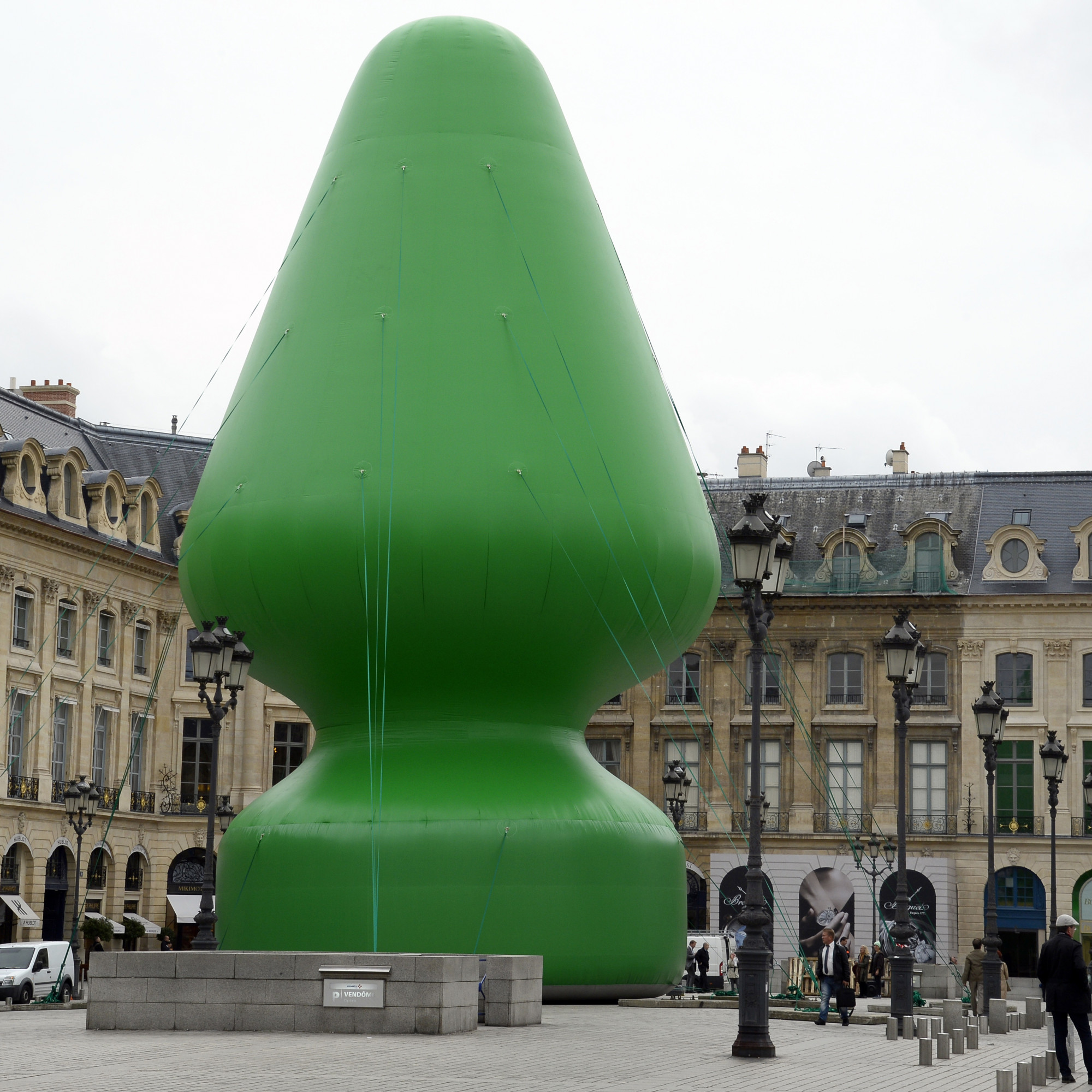 1078353-tree-en-octobre-2014-a-paris.jpg