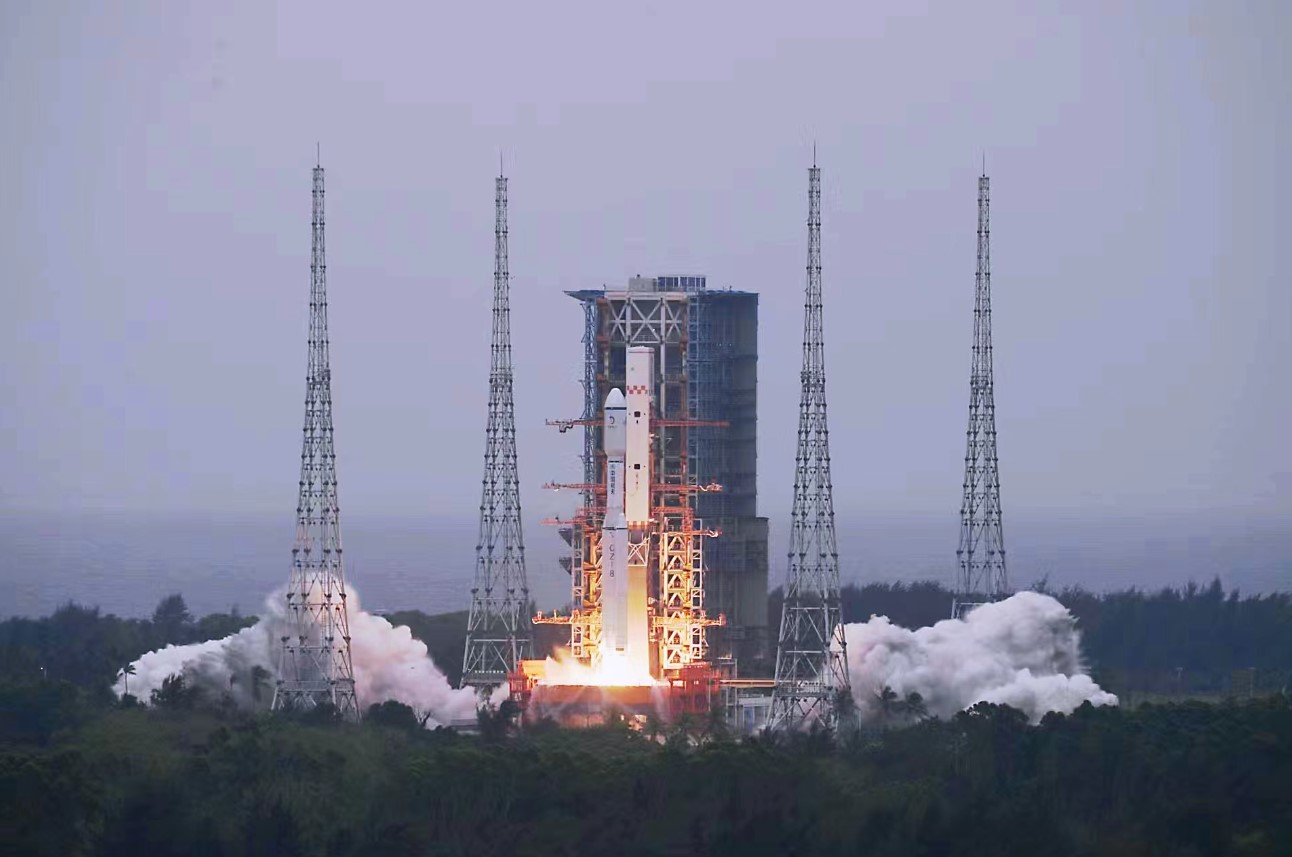 spacenews.com