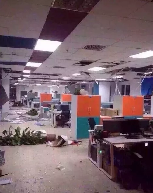 Damage-from-the-blast-in-Tianjin-China-less-than-a-kilometer-away-from-the-factory.jpg