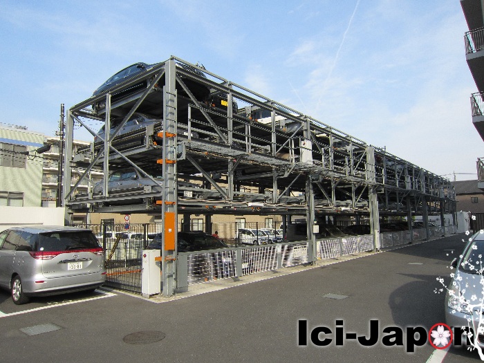 parking-etages-japon.jpg